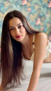 Rubina Photos avec retouche1 -t PREPROD Salon Prestige X Geneva